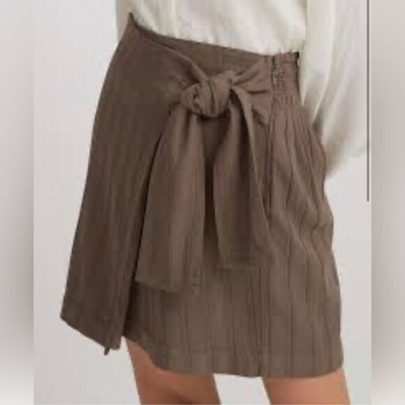 Club Monaco Green Mairead A Line Skirt Size 4 - Picture 1 of 12